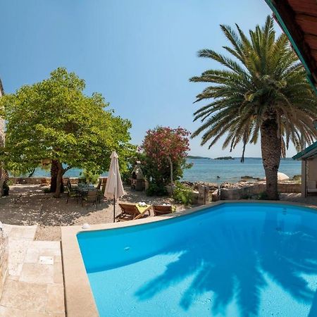 Luxury Beachfront Villa Mare With Private Pool At The Beach Orebic - Peljesac מראה חיצוני תמונה