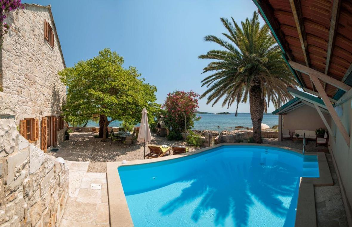 Luxury Beachfront Villa Mare With Private Pool At The Beach Orebic - Peljesac מראה חיצוני תמונה