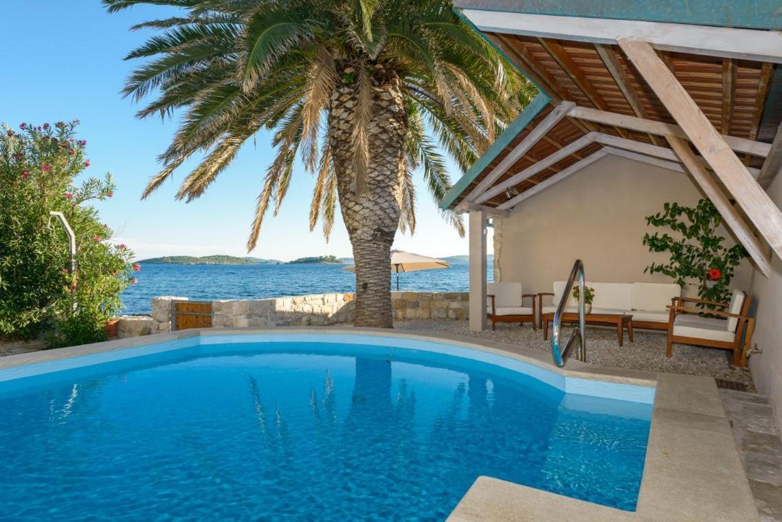 Luxury Beachfront Villa Mare With Private Pool At The Beach Orebic - Peljesac מראה חיצוני תמונה