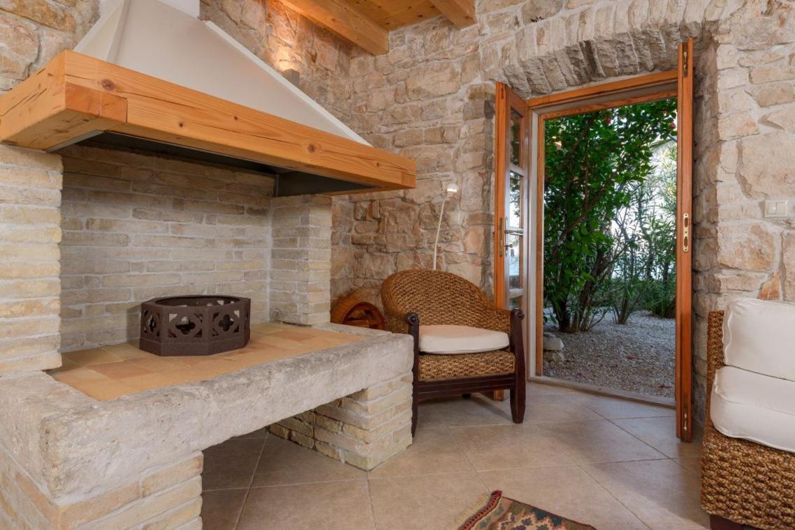 Luxury Beachfront Villa Mare With Private Pool At The Beach Orebic - Peljesac מראה חיצוני תמונה