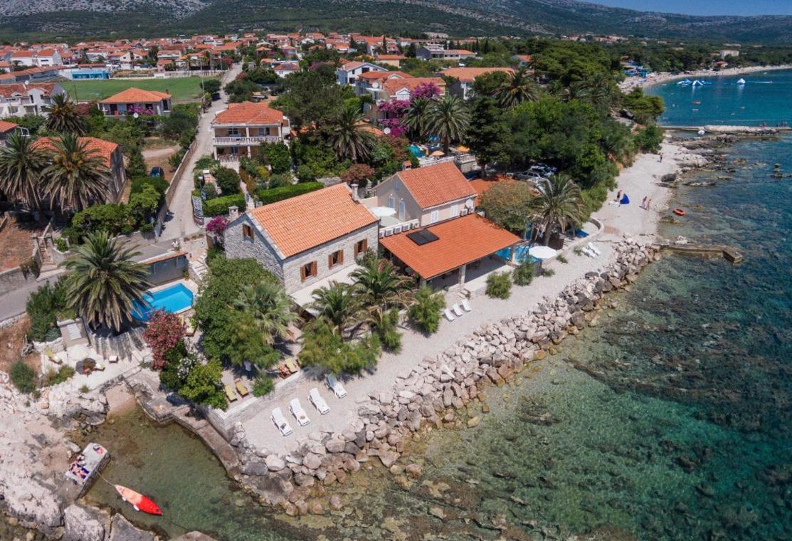 Luxury Beachfront Villa Mare With Private Pool At The Beach Orebic - Peljesac מראה חיצוני תמונה