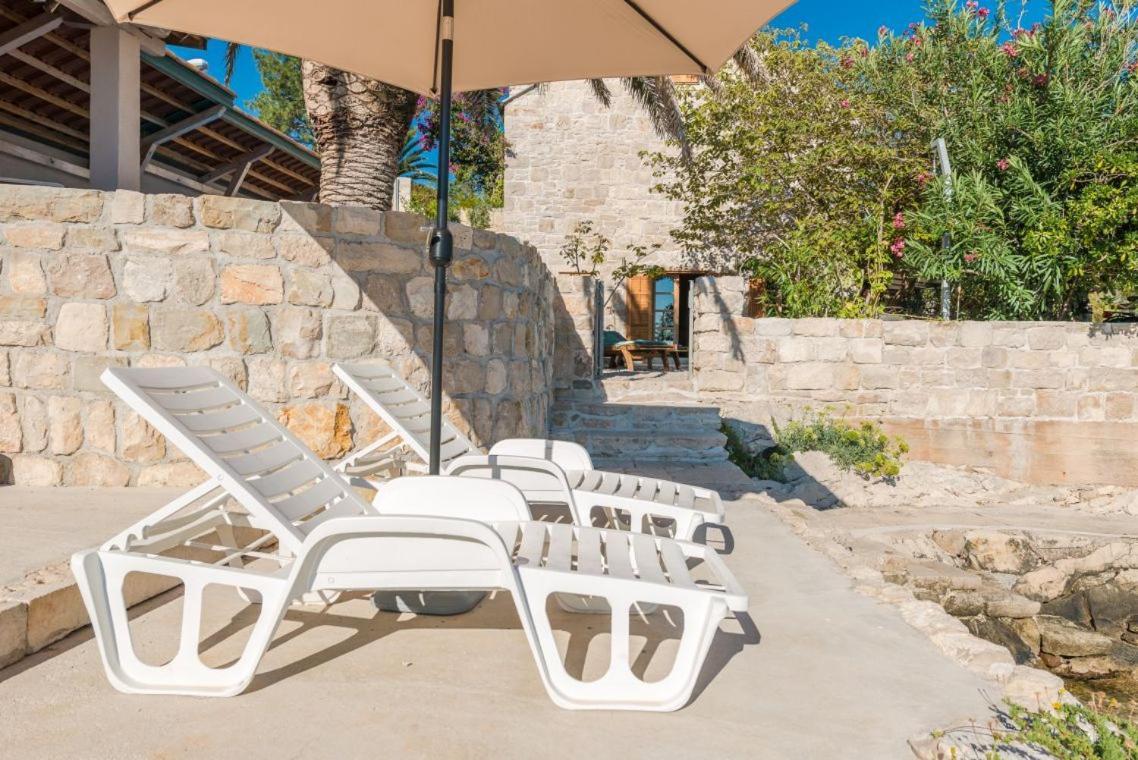 Luxury Beachfront Villa Mare With Private Pool At The Beach Orebic - Peljesac מראה חיצוני תמונה